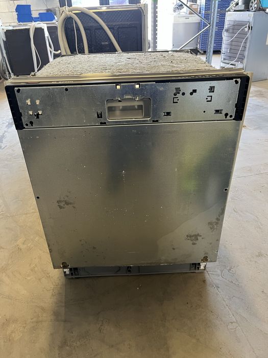 Съдомиялна за пълно вграждане Bosch