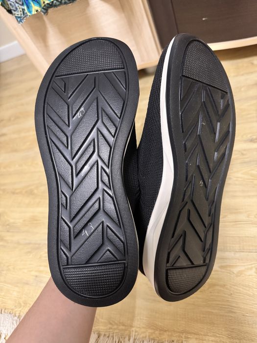 Новая мужская обувь