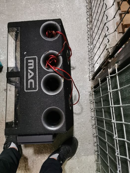 Vand subwoofer auto mac si statie magnat