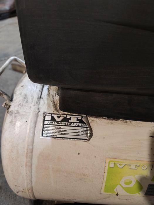 Продам компресор