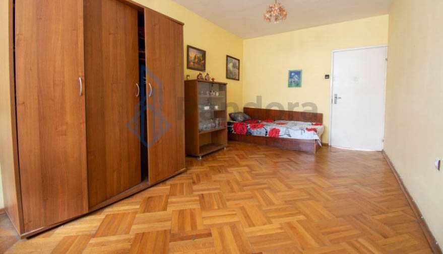 Дава се под наем Тристаен апартамент в София, Банишора - 100 кв.м за 525 € - Снимка #5