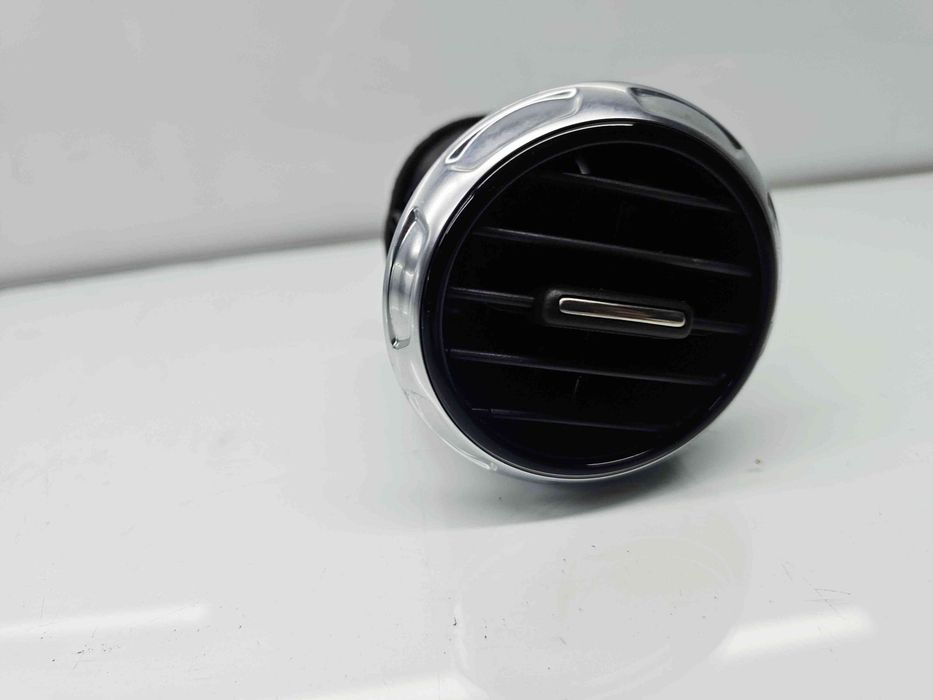 Grila aerisire dreapta Audi TT (8J3) [Fabr 2006-2013] 8J0820901E
