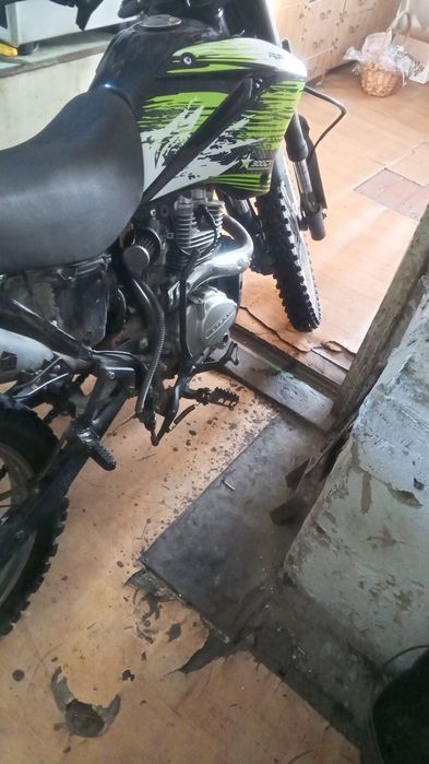 Продам эндуро 06