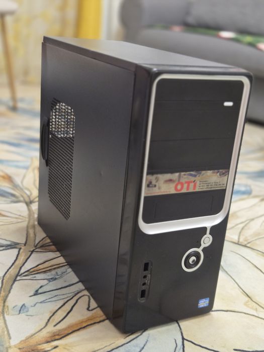 Unitate PC / Gata de funcționare / Windows 10 / Preț FIX!