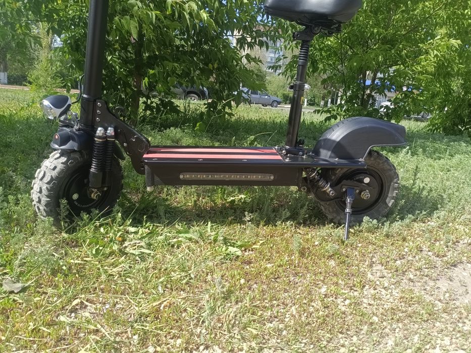 Продам электро самокат 2WD