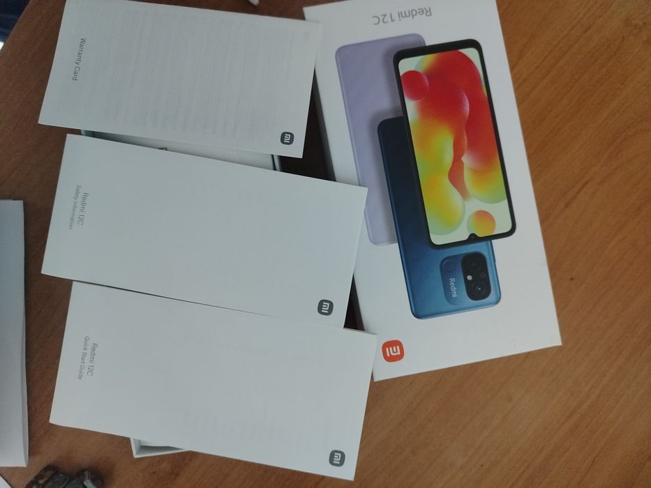 Продам смартфон Redmi 12C