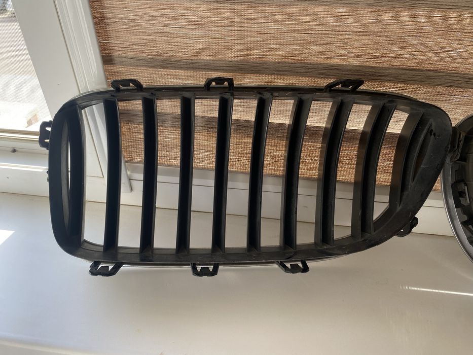 Решетки на BMW F10. Оригинал