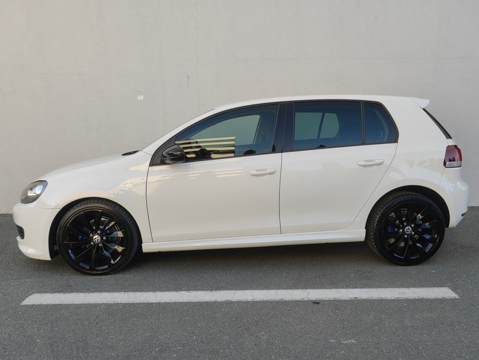 VW Golf VI / 1.6TDI 105CP / Pachet R-Line