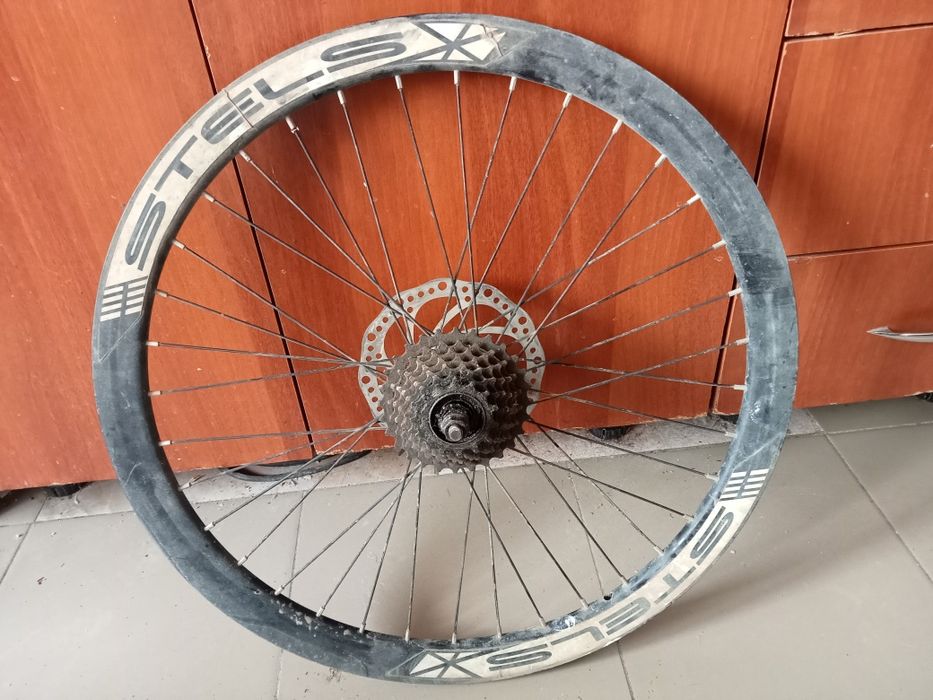 Продам велосипед на запчасти