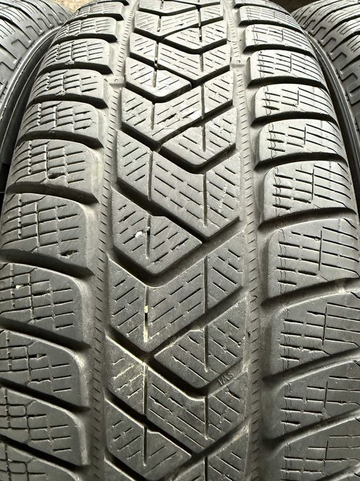 4x Anvelope Iarna 215/65 R17 seal - Pirelli Scorpion Winter