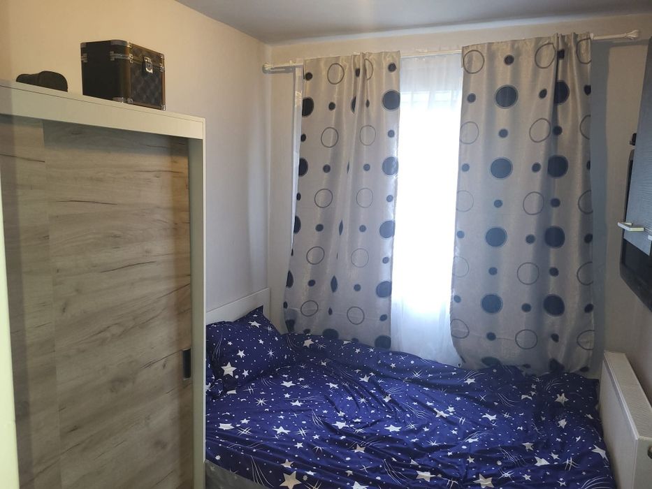 Vand apartament 3 camere