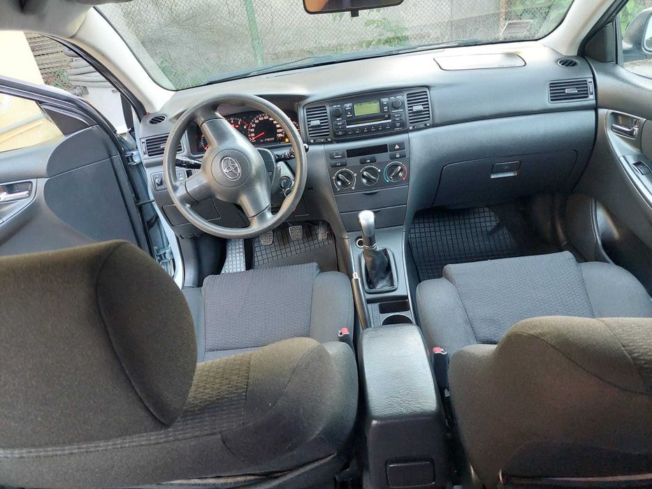 Vanzare Toyota Corolla
