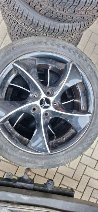 Гуми с джанти 235/45R17