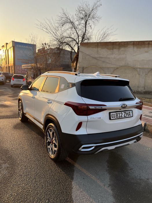 KIA seltos, premium (full позиция) 2021
