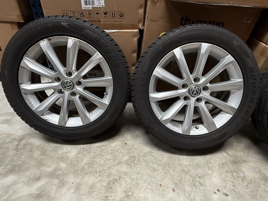 Jante/Roti Volkswagen Passat B8 cu anvelope 215 55 17