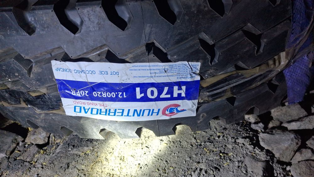 Продам два баллона новых .  На китаец. Шахматы. Хово. И т.д
