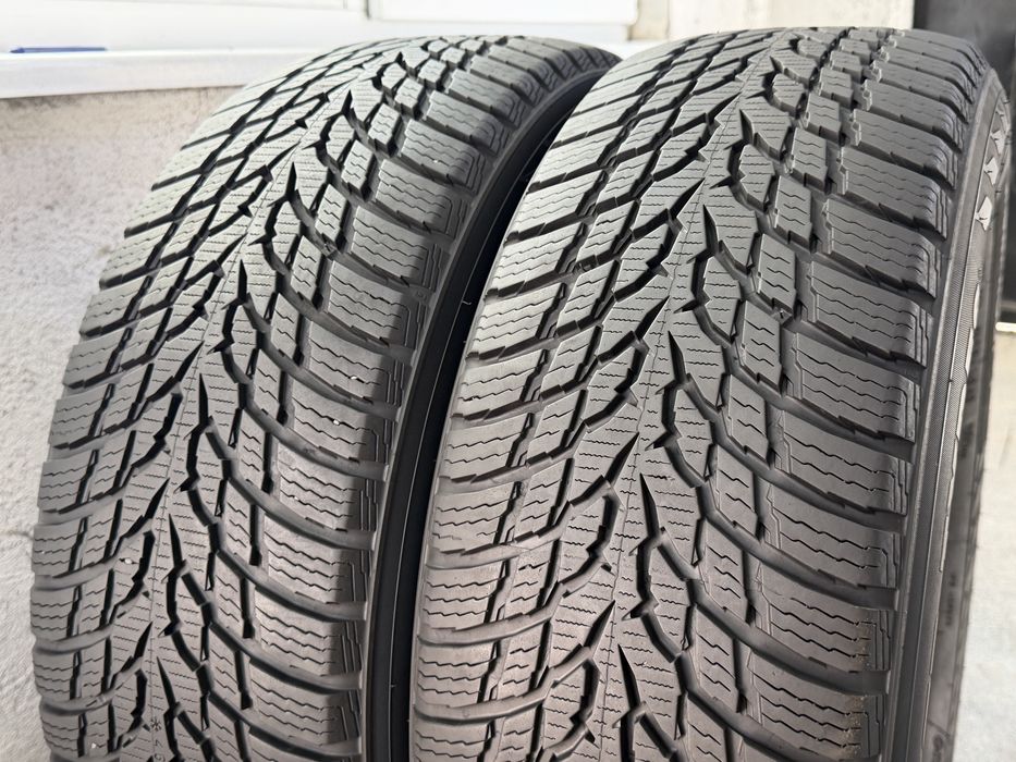 205/60/16 Nokian 2Броя: 100€ 7мм