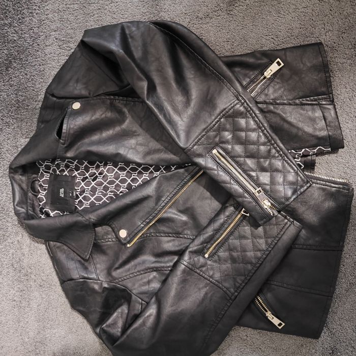 Кожено дамско яке