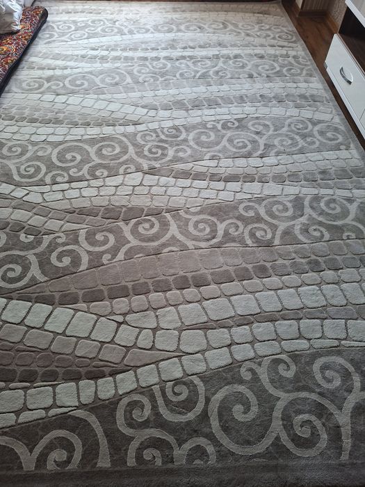 Гилам сотилади 3/4