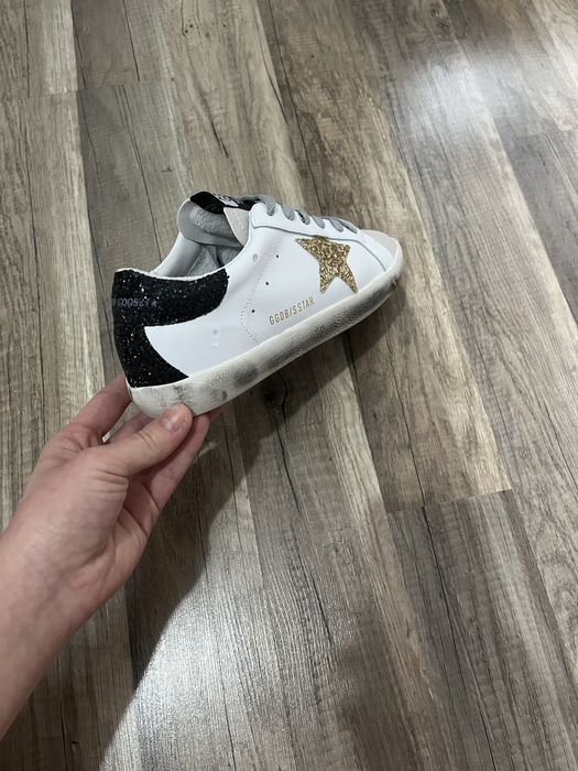 Golden goose noi cu eticheta