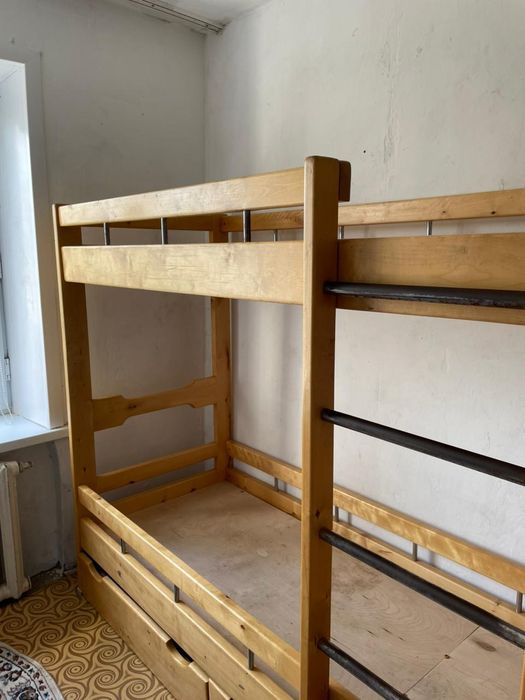 Продам двухъяростный детский кровать