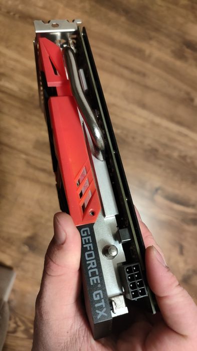 Продам видеокарту 1660 super