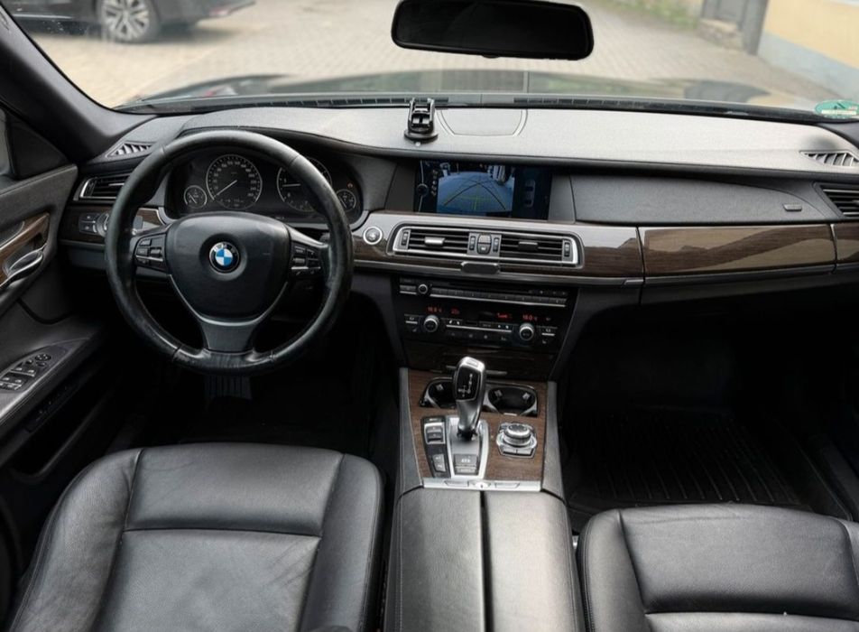 BMW 7 Series 2009 — imagine 5