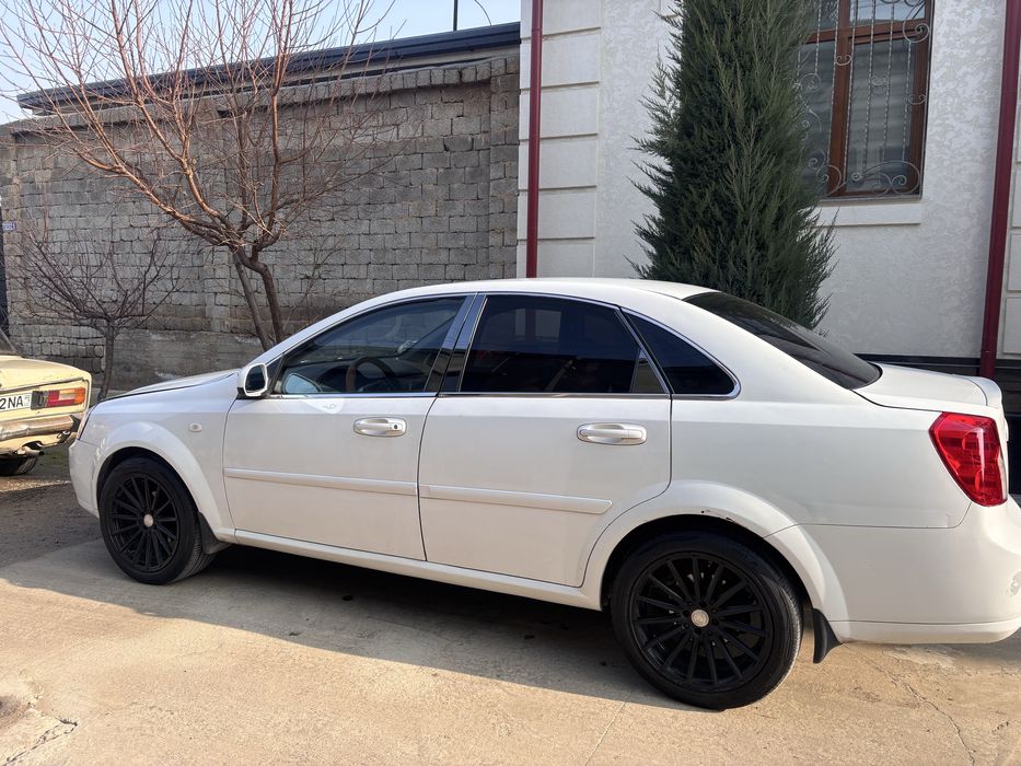 Продаётся Сотилади Ласетти Lacetti 1,8 срочно