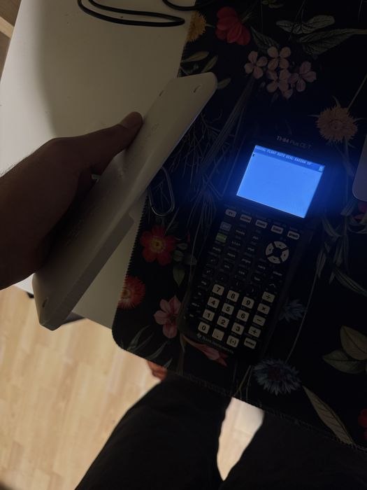 Калькулятор Texas Instruments TI-84 Plus CE-T