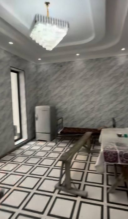 Яшнабад возле Кафе Акмал Балик Евро Дом 2,2 сотки 180 м² 6 комнат