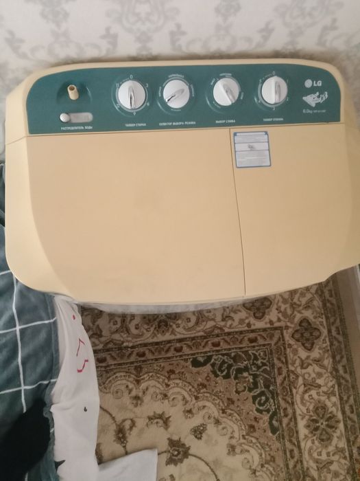 Продам стиряльную машина LG