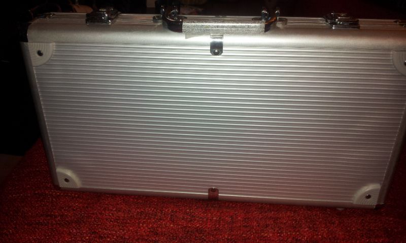 Set joc de poker profesionist. 300 jetoane imprimate. 11gr