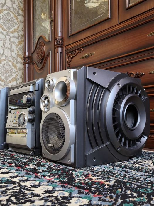 Музыкальный центр мощный