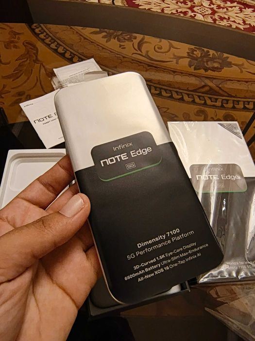 Infinix Edge 5G 8/256 новый неиспользованный в полном комплекте