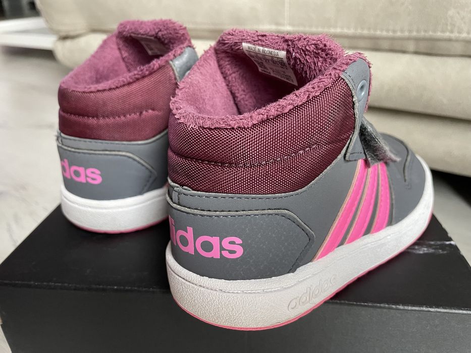 Оригинални Adidas боти