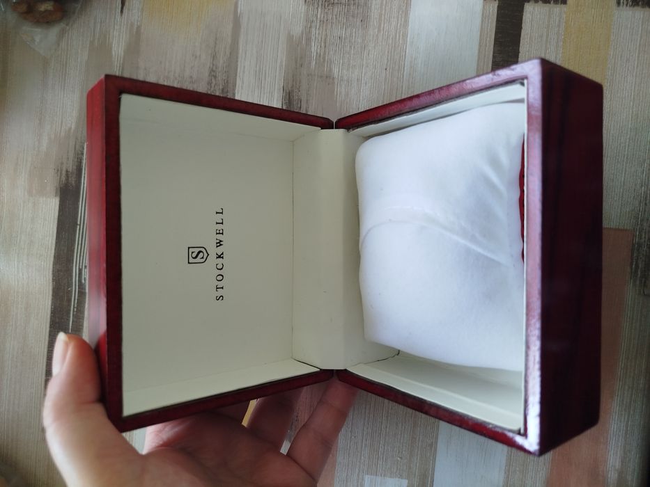 Дървена кутия за часовник