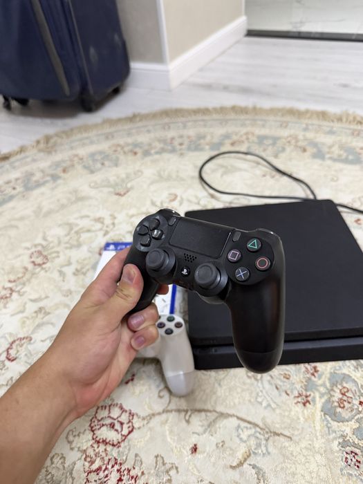 PlayStation 4 с играми