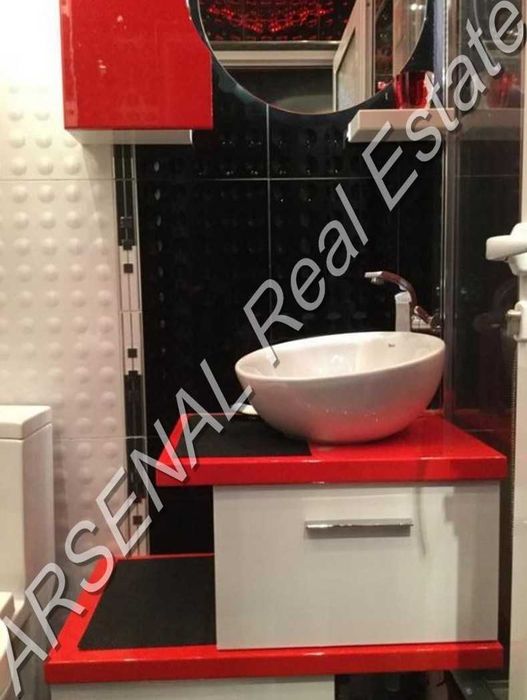 Дава се под наем Двустаен апартамент в София, Лозенец - 62 кв.м за 700 € - Снимка #6