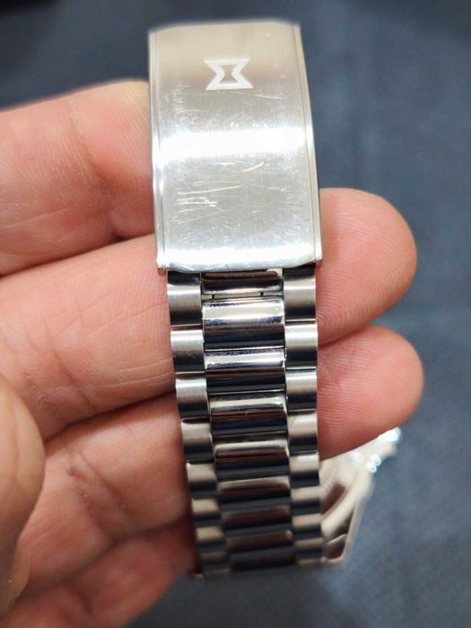 Часовник Edox Sky Diver 70s