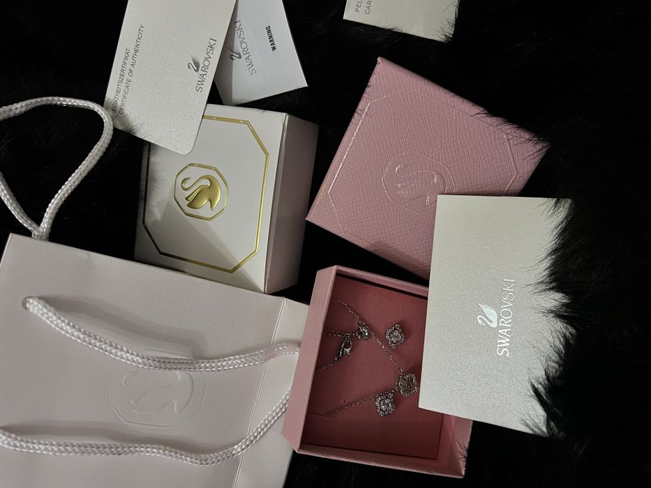 Комплект Swarovski