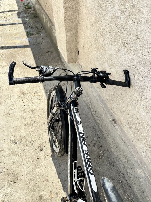 Velosiped sotladi