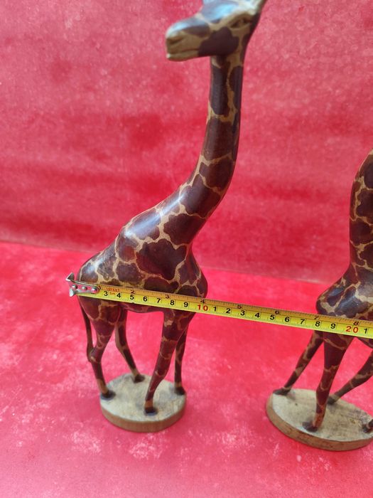 pereche girafe din lemn