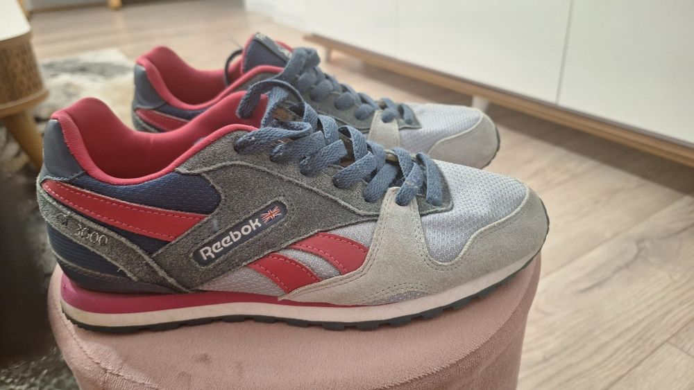 Adidași damă,Reebok ,nr 37/24 cm