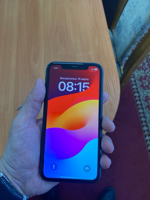 Продам iphone 11
