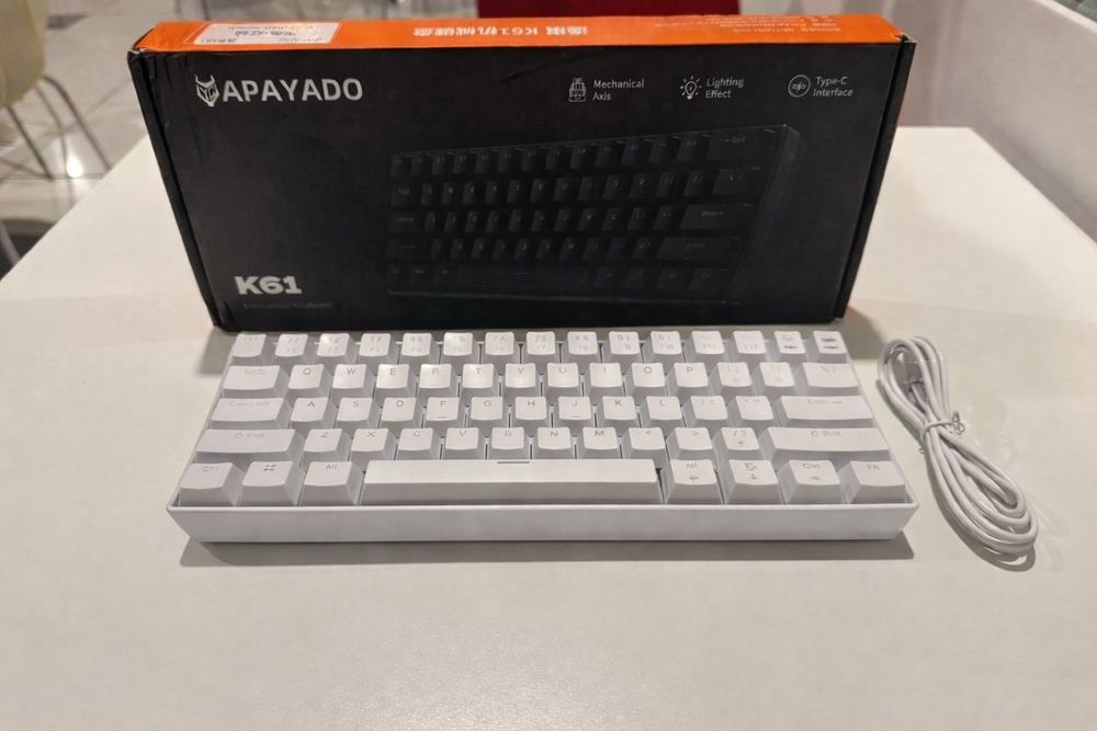 Механична клавиатура 60%