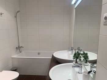 продавам 2 стаен апартамент в Младост 3