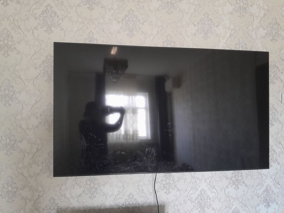 SAMSUNG  65 лик телевизор