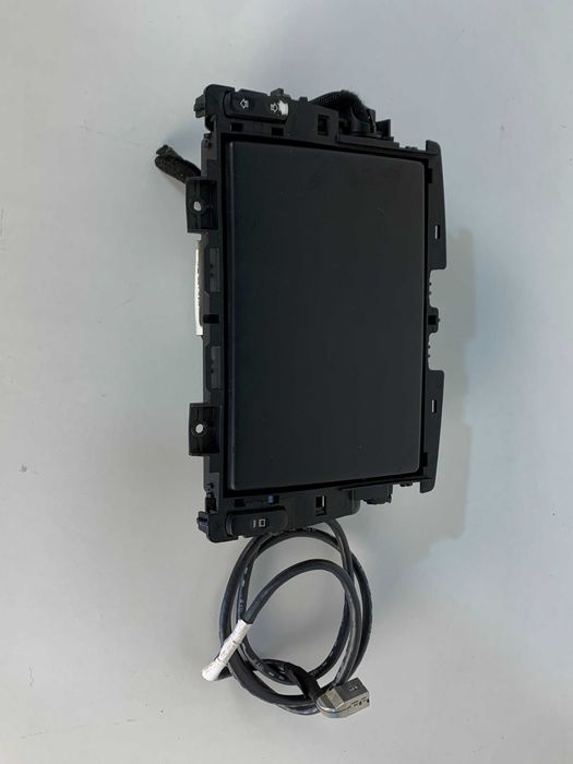 Дисплей мултимедия Пежо 3008 5008 Peugeot 3008 5008 (09-17)г. 96735367