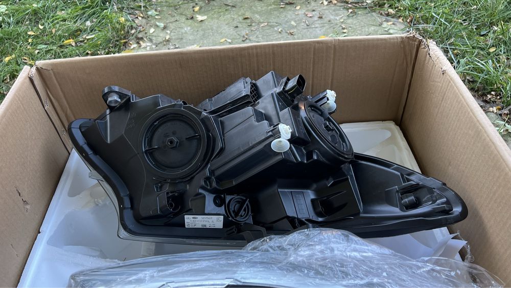 Far mercedes vito stanga sau dreapta VITO w447