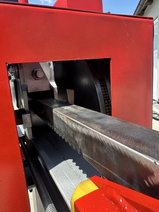 Despicator lemne cinetic Spargator lemne Crapator lemne